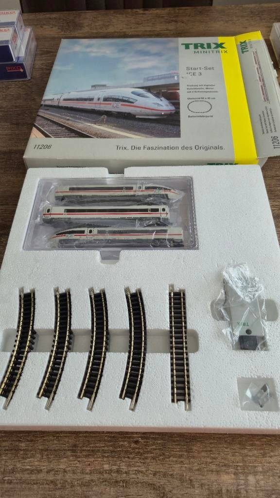 MINITRIX ICE 3  START SET = LEZEN !!, Treinset, Gelijkstroom, Verzenden, Trix