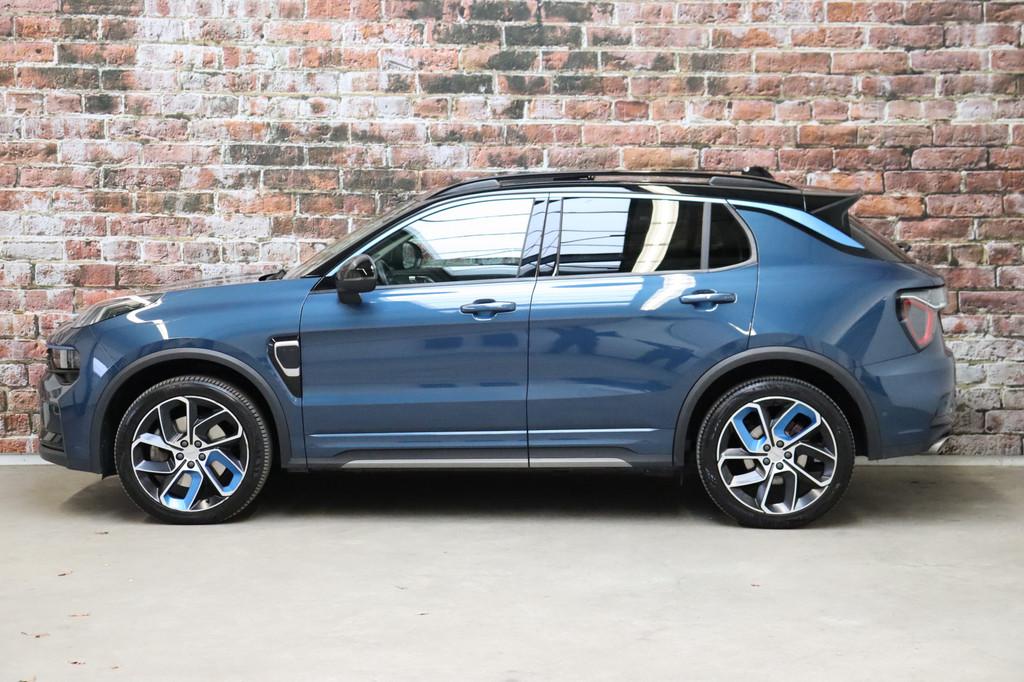 Lynk & Co 01 1.5 Plug-in Hybrid Automaat / Navigatiesysteem, Stof, Euro 6, Blauw, 120 €/maand