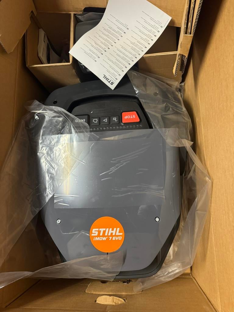 Nieuwe STIHL iMow 7.0 EVO Robotmaaier - nieuw in doos, Ophalen of Verzenden, Nieuw, Meer dan 25 cm, Bestuurbaar via app