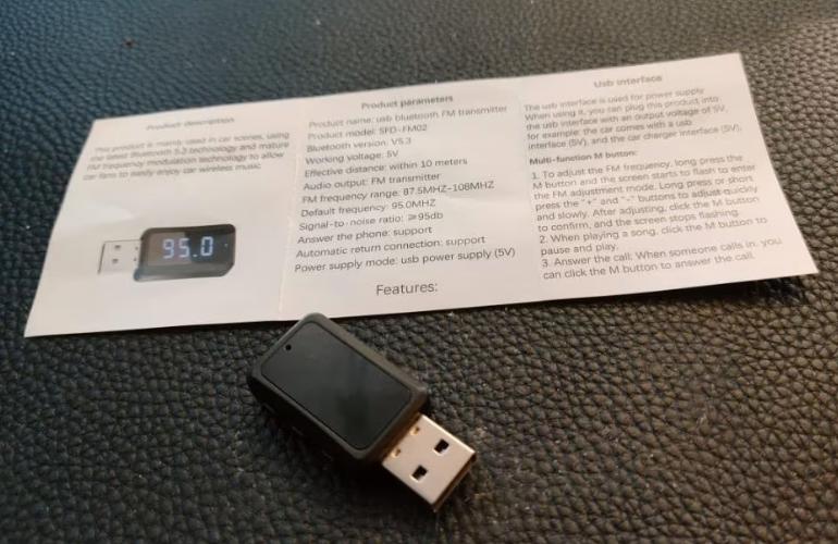 Mini car kit | bluetooth | FM transmitter | erg goed geluid, Ophalen of Verzenden, Nieuw