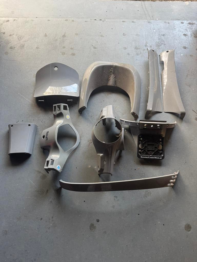 Nardo grey kappen, Fietsen en Brommers, Ophalen of Verzenden, Nieuw, Kap, Overige merken