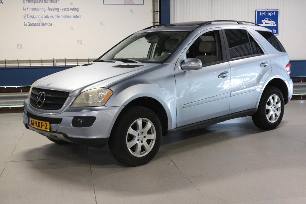 Mercedes-Benz M-klasse 350 AUTOMAAT / SCHUIFDAK / KETTING VE, Automaat, Gebruikt, Blauw, Leder