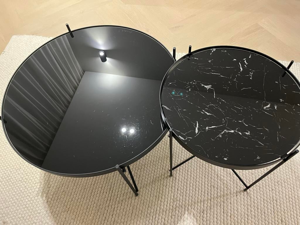 Set van 2 Zuiver Cupid bijzettafels, zwart en marmer, Huis en Inrichting, Tafels | Bijzettafels, Ophalen, Minder dan 45 cm, Minder dan 55 cm