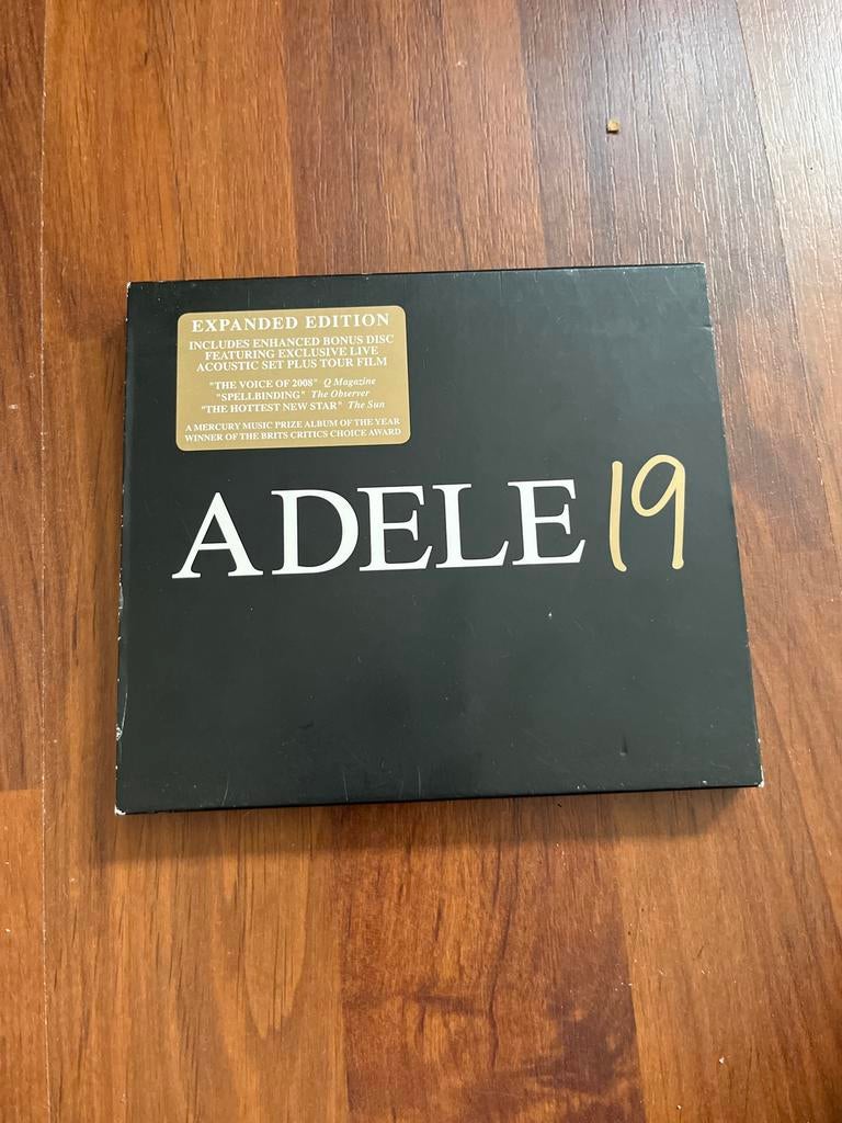 Adele - 19 (Expanded Edition) CD, Ophalen of Verzenden, 2000 tot heden, Zo goed als nieuw, Boxset