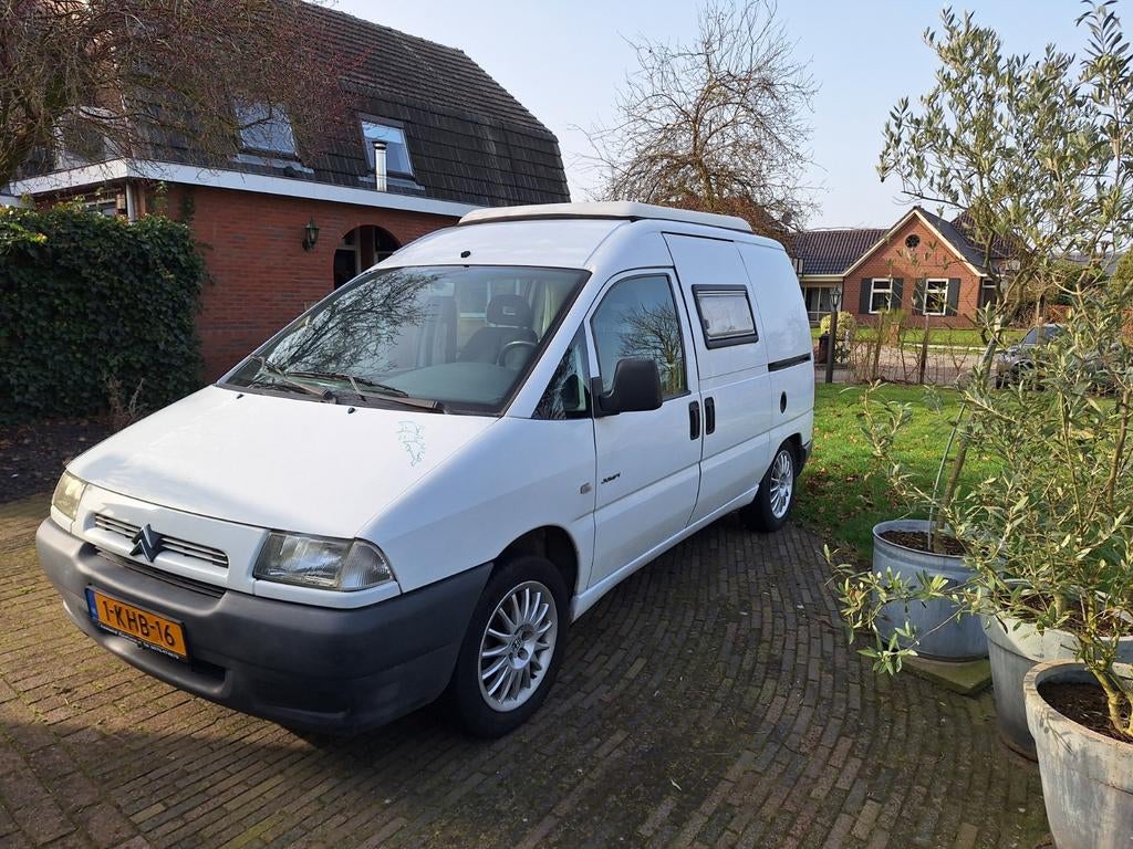 Leuke compacte Citroën Jumpy camper met hefdak, Caravans en Kamperen, Campers, Particulier, Buscamper of Camperbus, Overige merken