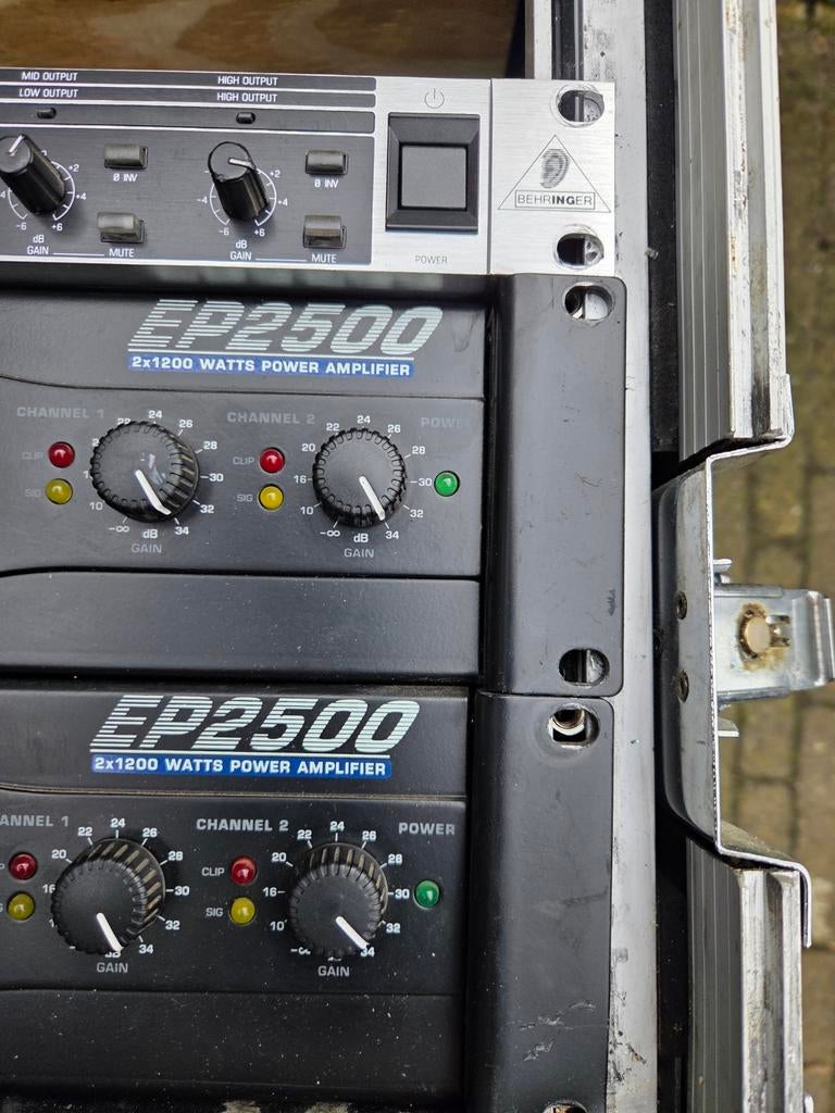 PA set: 2x Behringer EP2500, crossover, Yamaha mengtafel, Ophalen, Gebruikt, 1000 watt of meer, P.A.