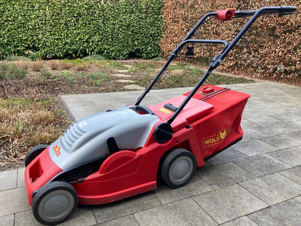 Electrische grasmaaier, Ophalen, Cirkelmaaier, Gebruikt, Elektrische grasmaaier