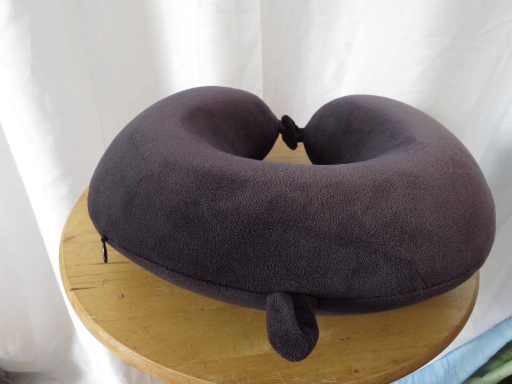 blauwe memoryfoam travel neck pillow van Cuddle bag, Ophalen of Verzenden, Gebruikt, Blauw, Overige vormen