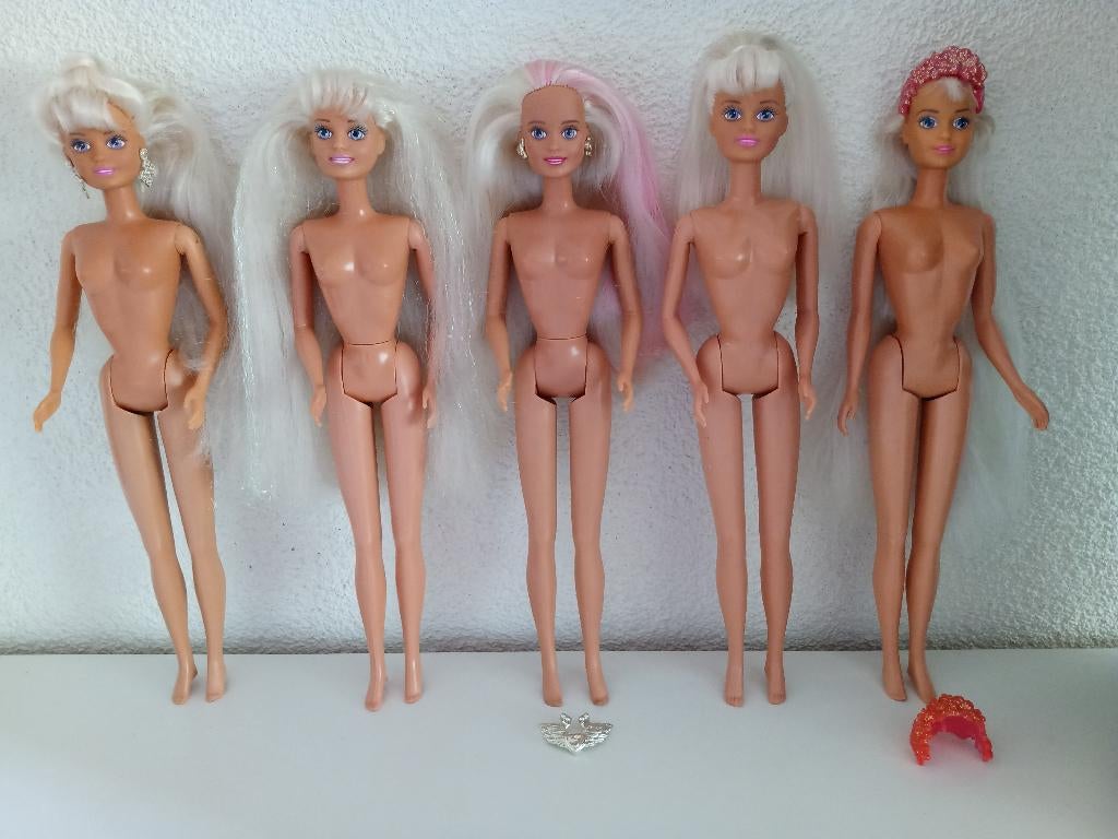 5 Mooie SINDY Poppen van Hasbro, Verzamelen, Poppen, Ophalen of Verzenden, Gebruikt, Pop