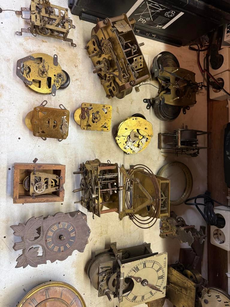 Uurwerken en klokonderdelen, Antiek en Kunst, Ophalen
