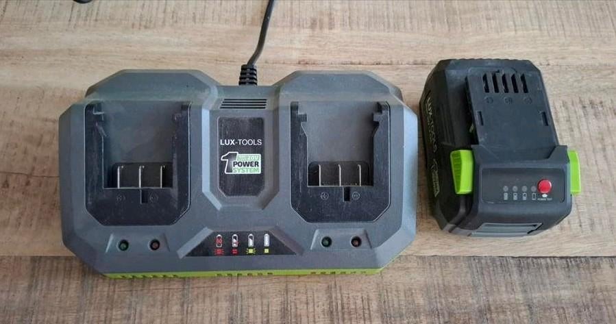 LUX TOOLS 20V Accu en Dubbele Oplader, Ophalen of Verzenden, Boor- en Schroefmachine