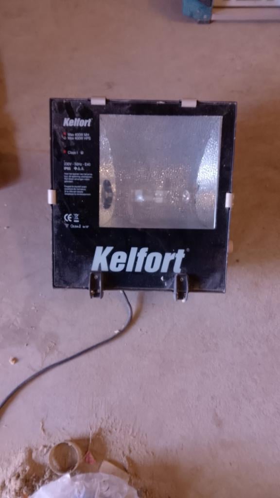Kelfort Gasontladingslamp - Werkend, Doe-het-zelf en Verbouw, Ophalen of Verzenden, Gebruikt, 200 tot 500 watt, Lamp met armatuur
