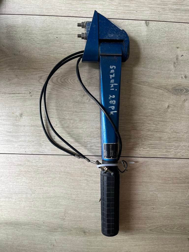 Stuurknuppel Suzuki 28 PK, Ophalen of Verzenden, Zo goed als nieuw, Motor en Techniek
