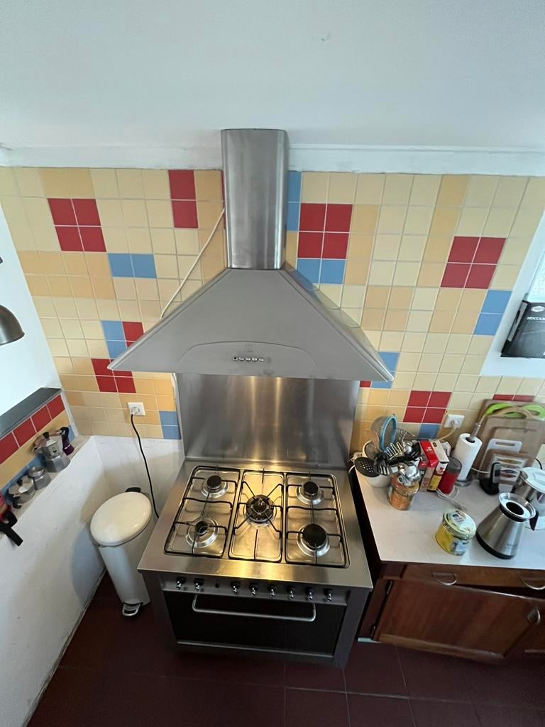 5-pits gasfornuis met oven en bijpassende afzuigkap, Ophalen, 60 cm of meer, Zo goed als nieuw, Gas