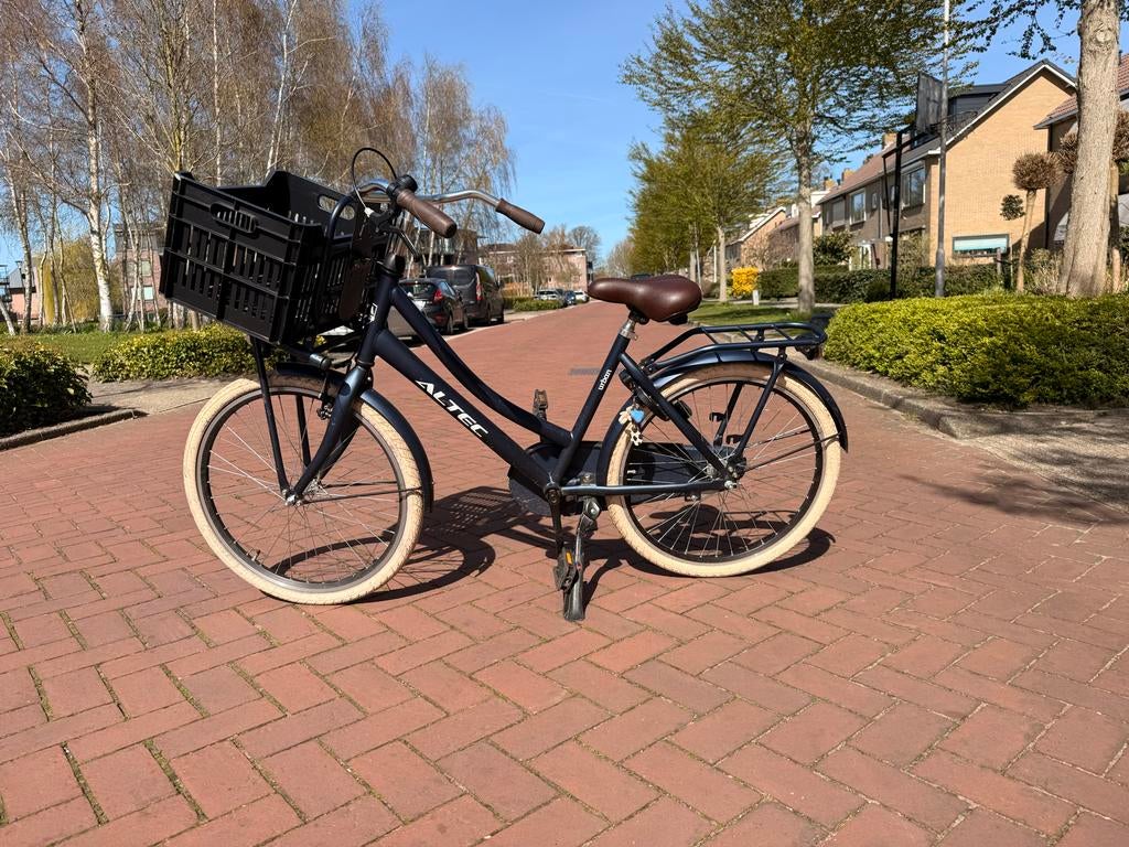 Altec Urban Transport kinderfiets 24 inch, Ophalen, Zo goed als nieuw, 20 inch of meer