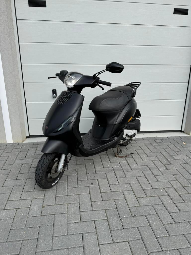 Piaggio zip 50cc 4t snor, Piaggio, Ophalen of Verzenden, Zo goed als nieuw, Benzine
