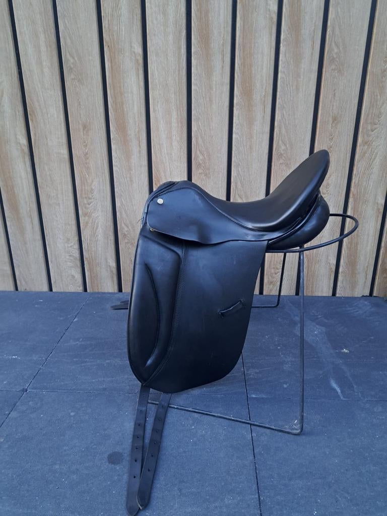 Dressuurzadel 17,5 inch rossner, Dieren en Toebehoren, Ophalen, Dressuur