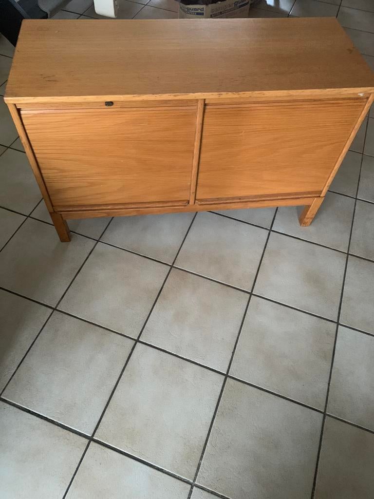 vintage kinnards kast met rolluikjes, Antiek en Kunst, Antiek | Meubels | Kasten, Ophalen