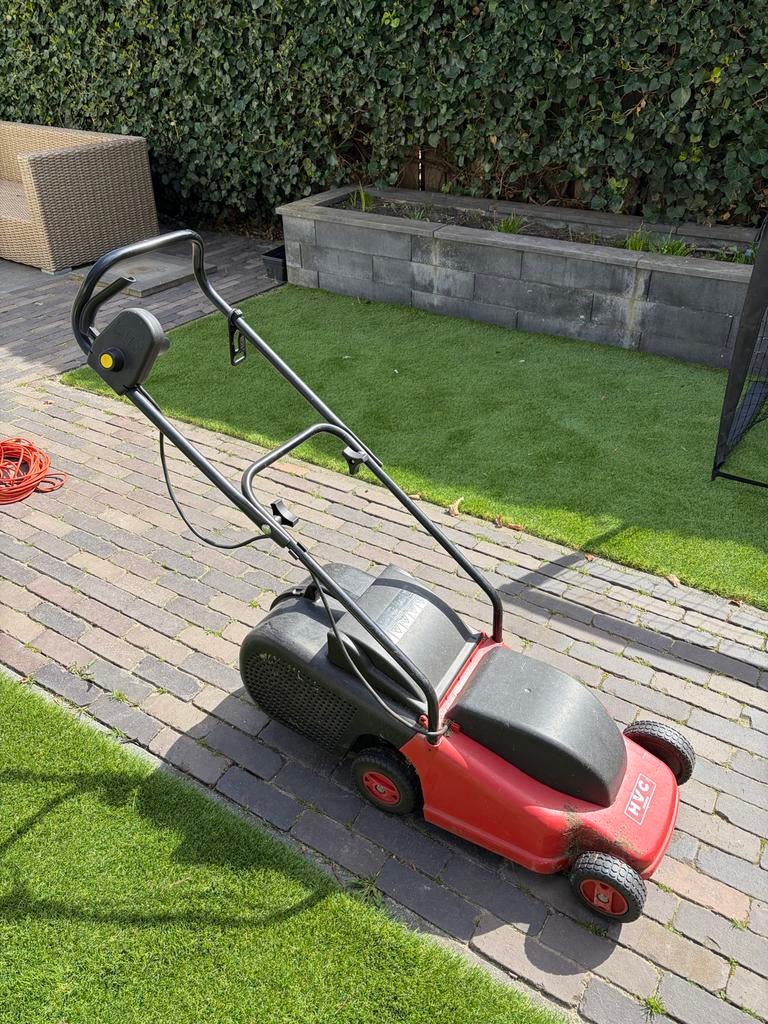 Elektrische grasmaaier HVC, Ophalen, Gebruikt, Elektrische grasmaaier