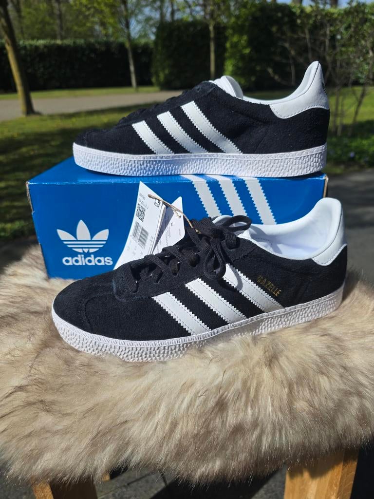 Adidas Gazelle sneakers zwart wit maat 38, Kleding | Dames, Schoenen, Ophalen of Verzenden