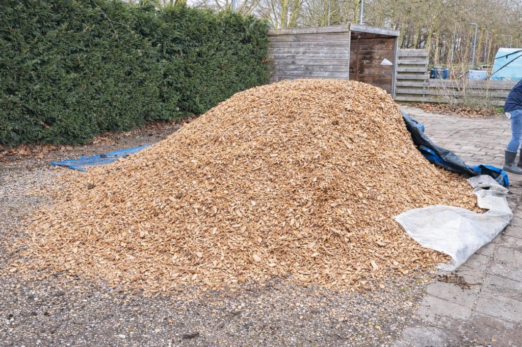 Gezocht: houtsnippers voor volkstuinvereniging Nieuw-Vennep, Ophalen, Overige typen