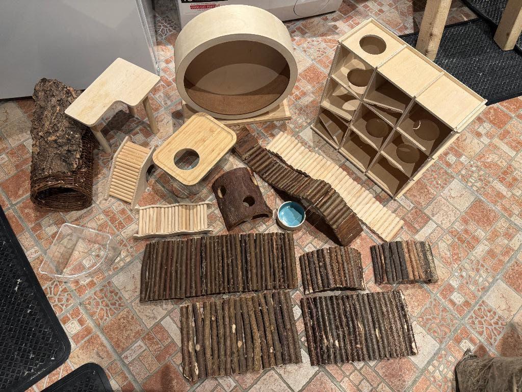 Veel hamster spullen (ratjes, muisjes) Loopwiel bruggen etc, Ophalen, Zo goed als nieuw, Loopwiel of Rad