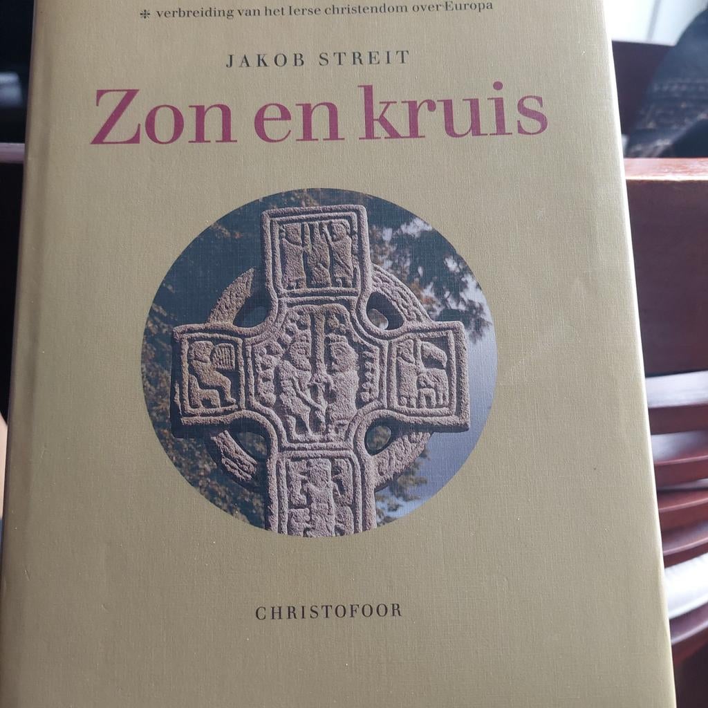 Zon en kruis - Jakob Streit, Jakob Streit, Christendom | Katholiek, Ophalen of Verzenden, Zo goed als nieuw