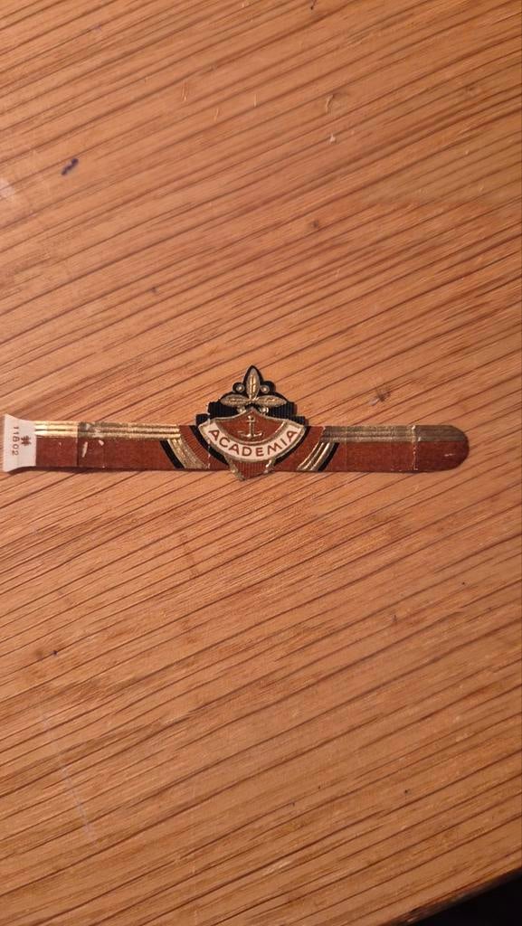 Sigarenbanden HS 11802, Ophalen, Zo goed als nieuw, Sigarenbandjes