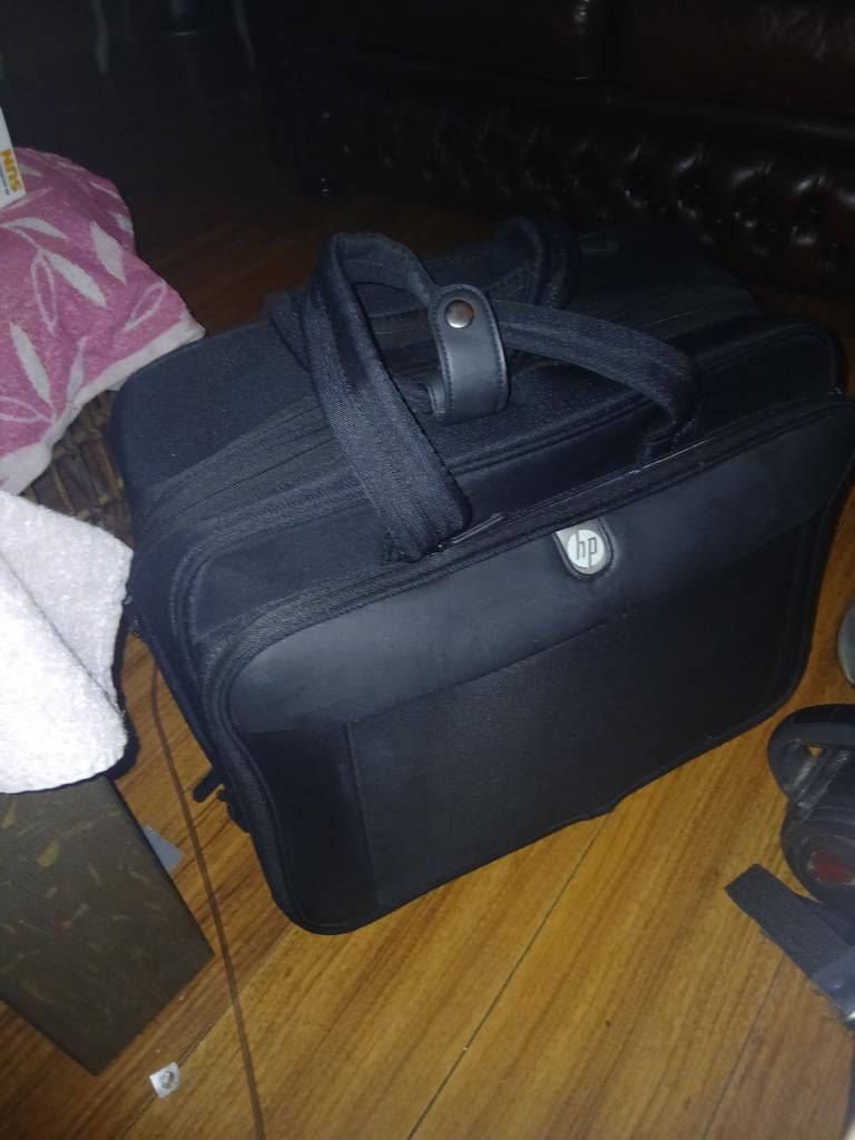 HP Trolleytas / Laptoptas - Zwart, Ophalen of Verzenden, 15 inch, Gebruikt, Trolleytas