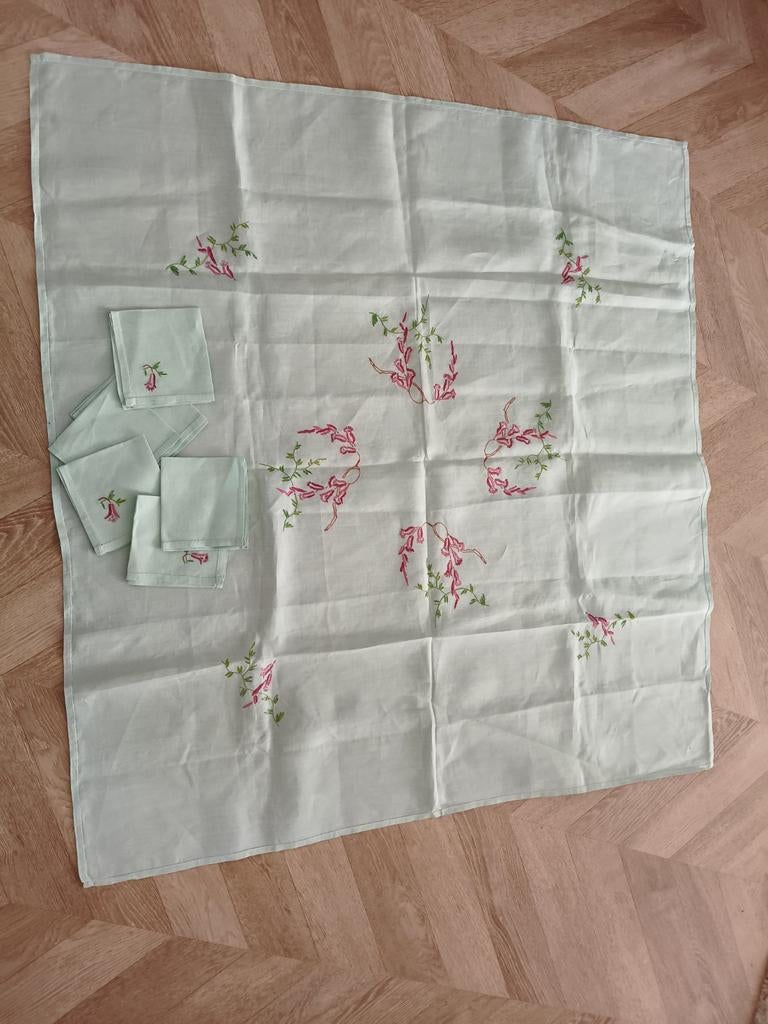 Tafelkleed met servetten, met hand geborduurd, Ophalen of Verzenden, Rechthoek