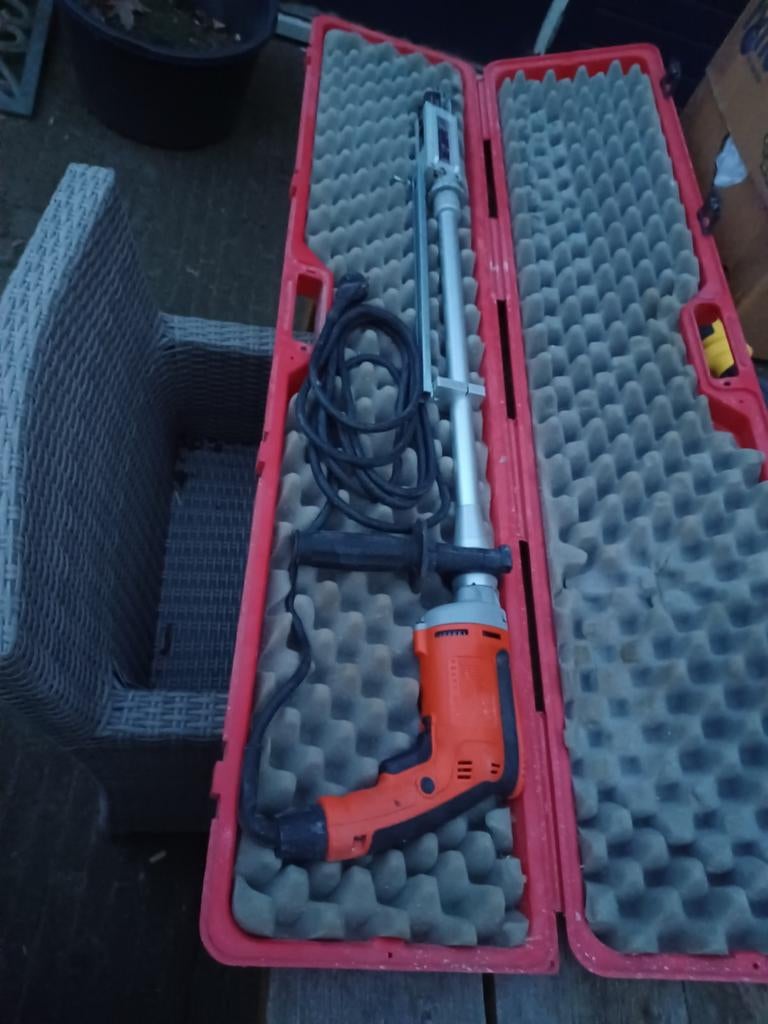 Milwaukee gipsschroefmachine SE2500LMQ in koffer, Ophalen, 600 watt of meer, Variabele snelheid, Zo goed als nieuw