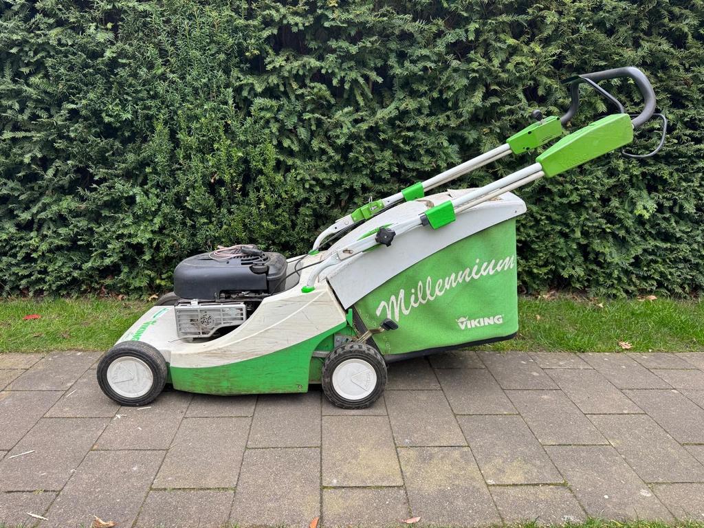 Viking Millennium Benzine Grasmaaier met Opvangzak, Cirkelmaaier, Gebruikt, Ophalen of Verzenden, 40 t/m 49 cm