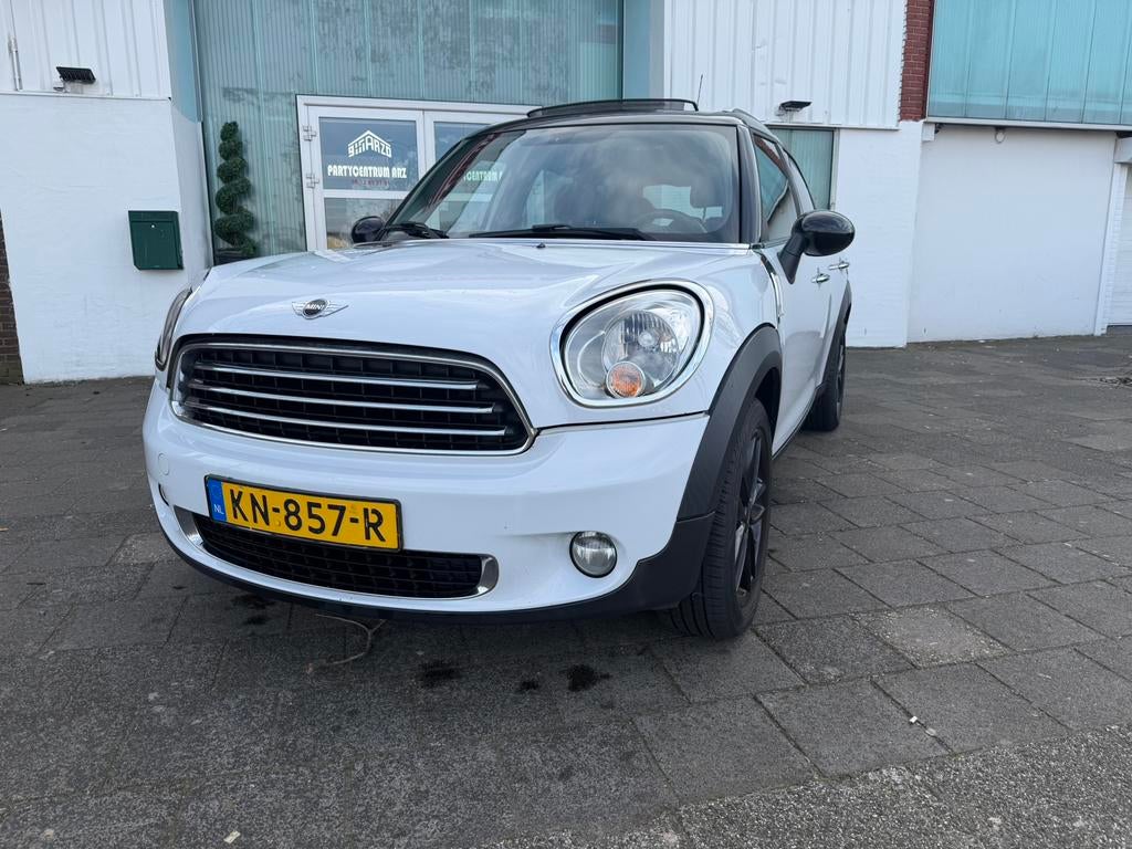Mini Countryman 1.6 Cooper 2013 Wit, Auto's, Voorwielaandrijving, Particulier, SUV of Terreinwagen, 17 km/l