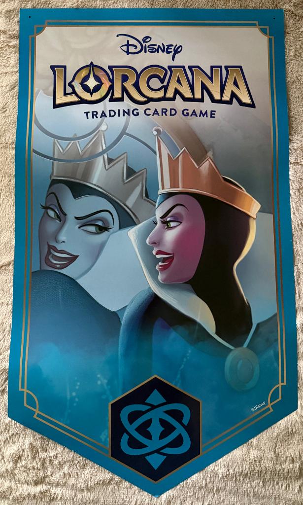 Disney Lorcana - Banner - The Evil Queen, Ophalen of Verzenden, Nieuw
