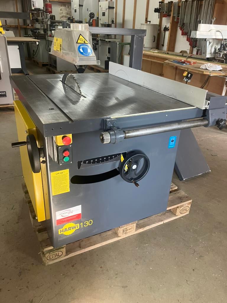 Cirkelzaag  Harwi ce met motorrem, Ophalen, Gebruikt, Cirkelzaag, 70 mm of meer