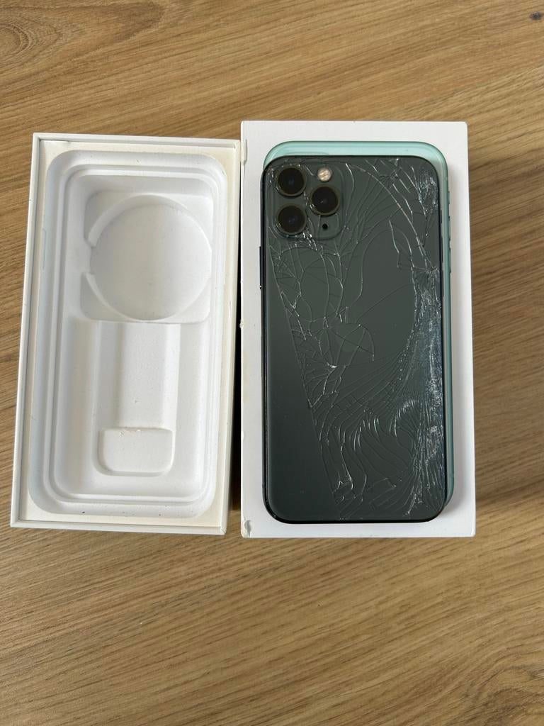 iPhone 11 en 11 Pro voor onderdelen (scherm werkt nog), Ophalen of Verzenden, Niet werkend, IPhone 11