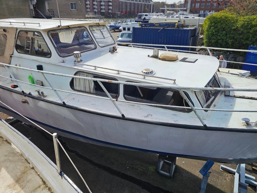 Kruiser van 11 x 3.4 meter recente Vetus boegschroef, Ophalen, Gebruikt, Staal, Diesel