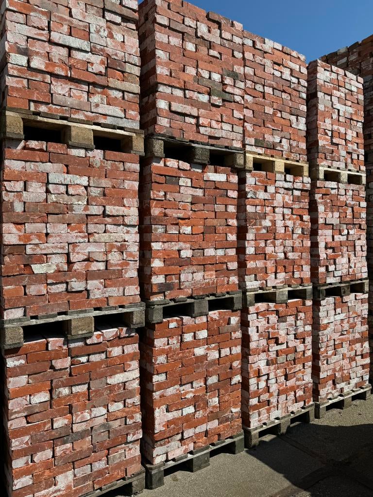 Groninger gladde steen verschillende partijen 100.000 stuks, Ophalen, Gebruikt, Bakstenen