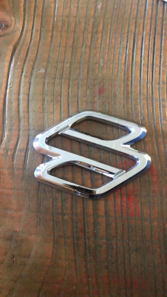 Nieuw Suzuki Logo Embleem - Zelfklevend, Ophalen of Verzenden
