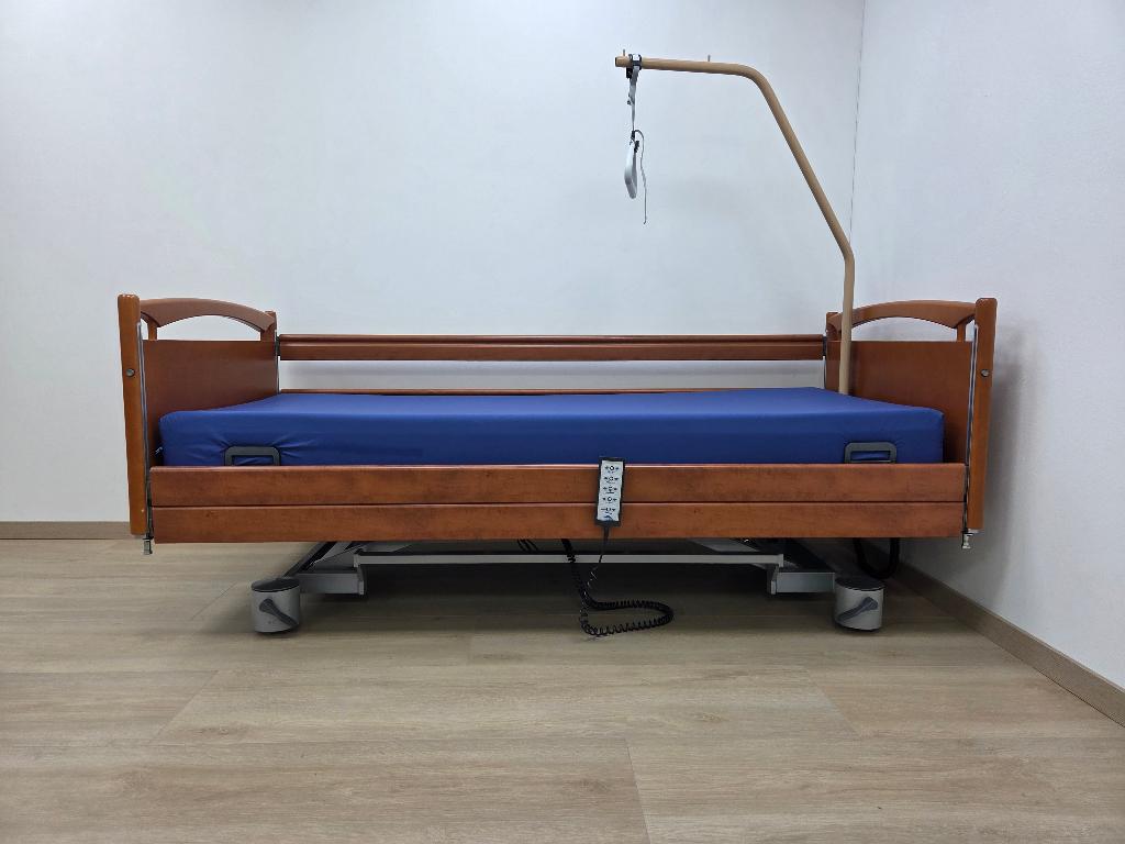 Verpleegbed - zorgbed - hooglaagbed - Stiegelmeijer bed, Verzenden, Zo goed als nieuw, Info@thuiszorgbedvoordeel.nl, De Grift 1