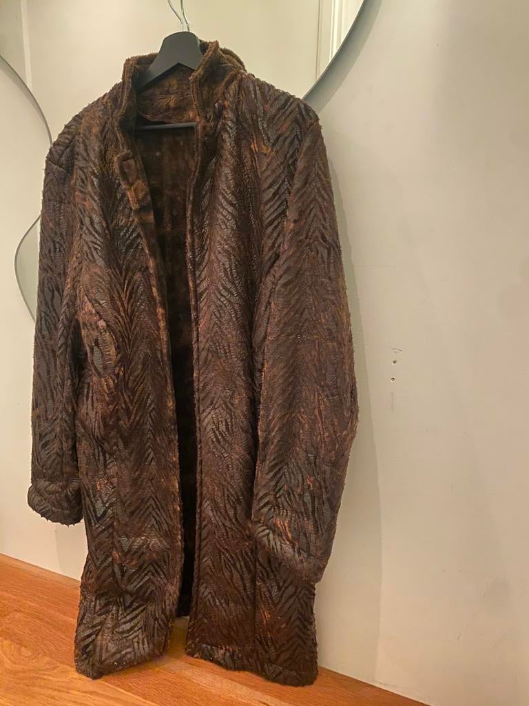 Bruine imitatie bontjas, Ophalen of Verzenden, Zo goed als nieuw, Maat 38/40 (M), Bruin