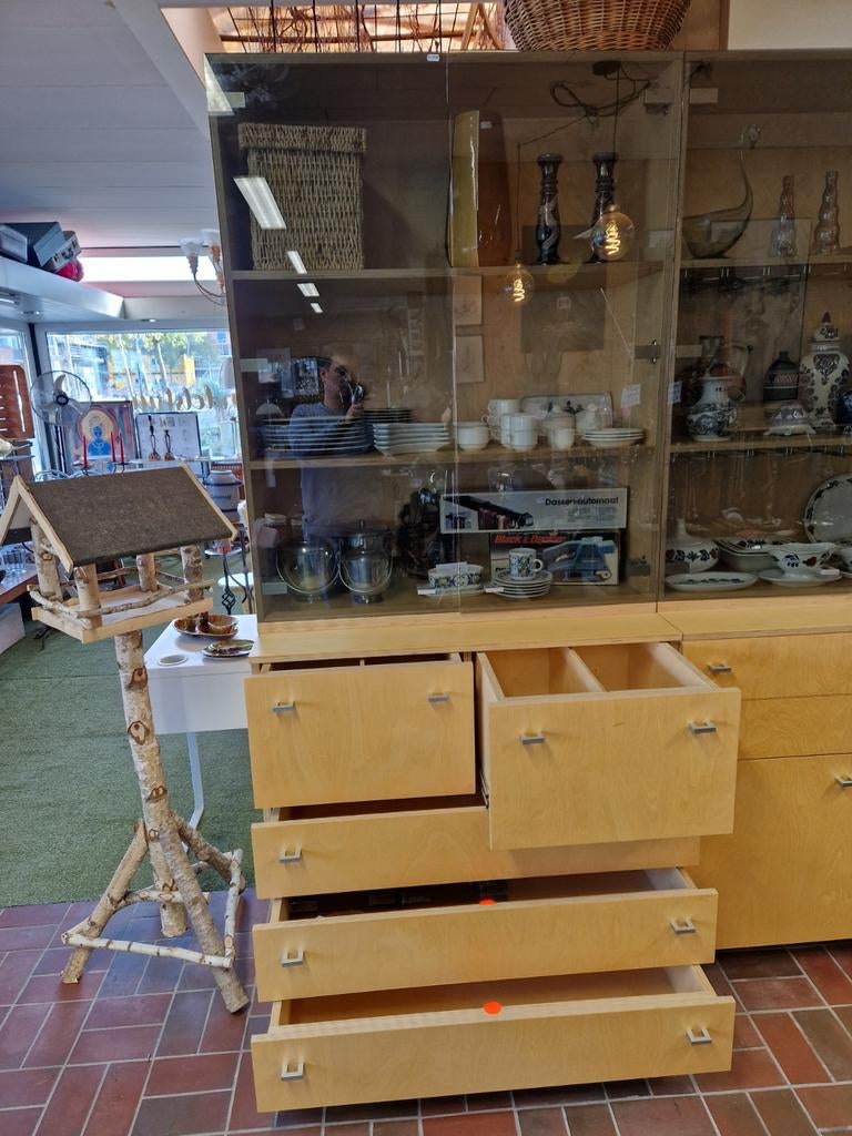 Grote Houten Vitrinekasten | Set van 2 | Glasdeuren & Laden, Huis en Inrichting, Kasten | Vitrinekasten, Met deur(en), Glas, 150 tot 200 cm