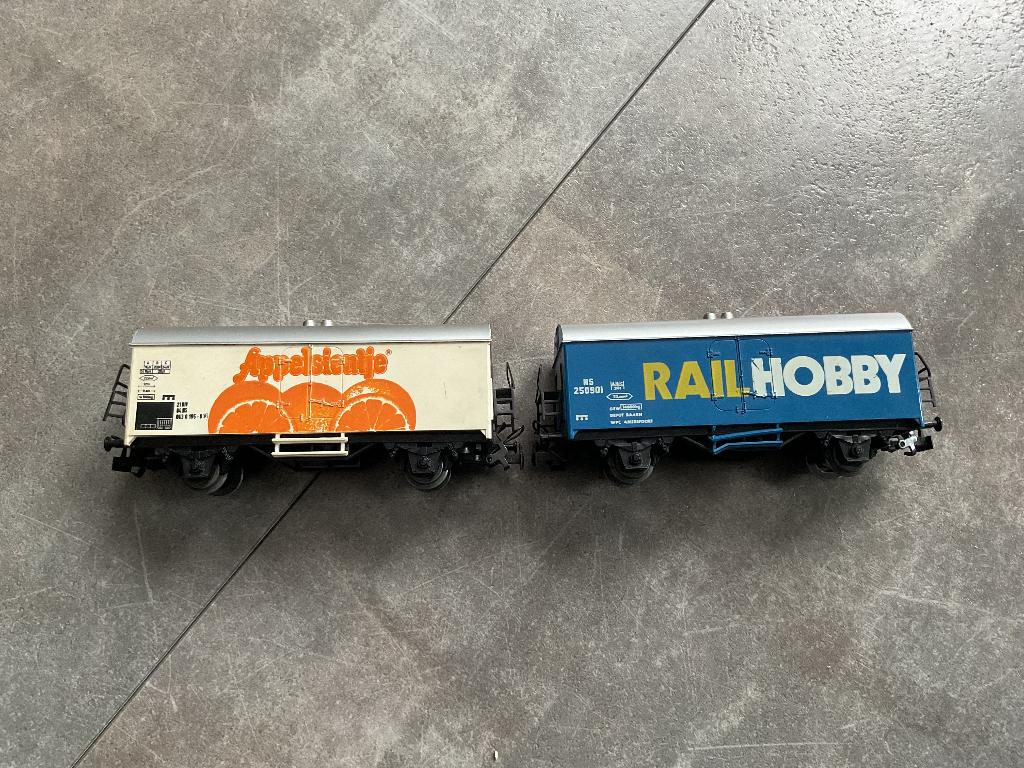 Wagon MARKLIN appelsientje en rail hobby, Wisselstroom, Gebruikt, Wagon, Ophalen of Verzenden