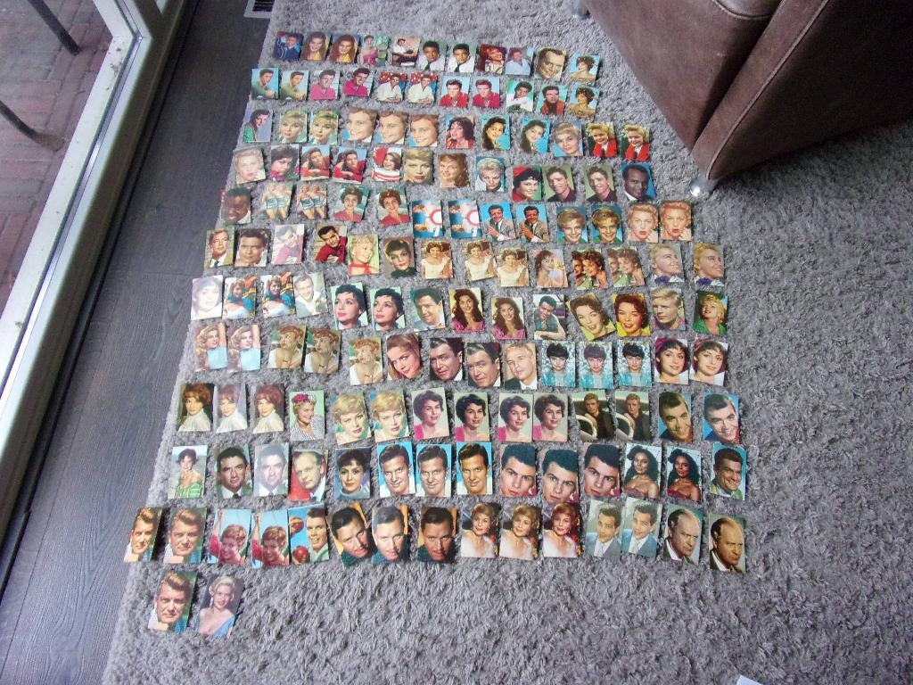 145X FILMSTERREN VERZAMEL KLEINE FILMSTER KAARTJES/IN 1 KOOP, Verzamelen, Ophalen, Foto of Kaart