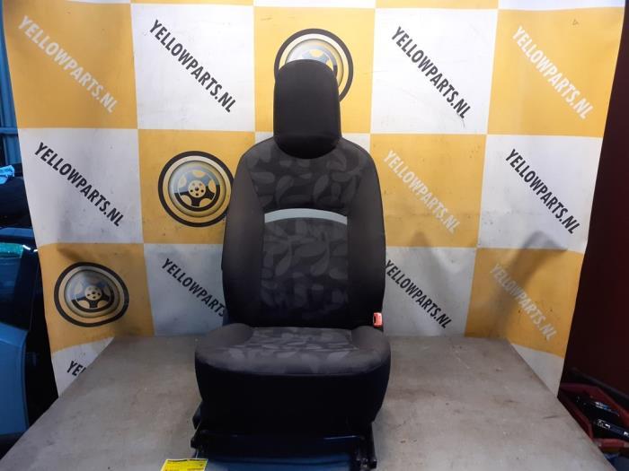 Stoel rechts van een Suzuki Alto, Auto-onderdelen, Interieur en Bekleding, Gebruikt, -, -, Ophalen of Verzenden
