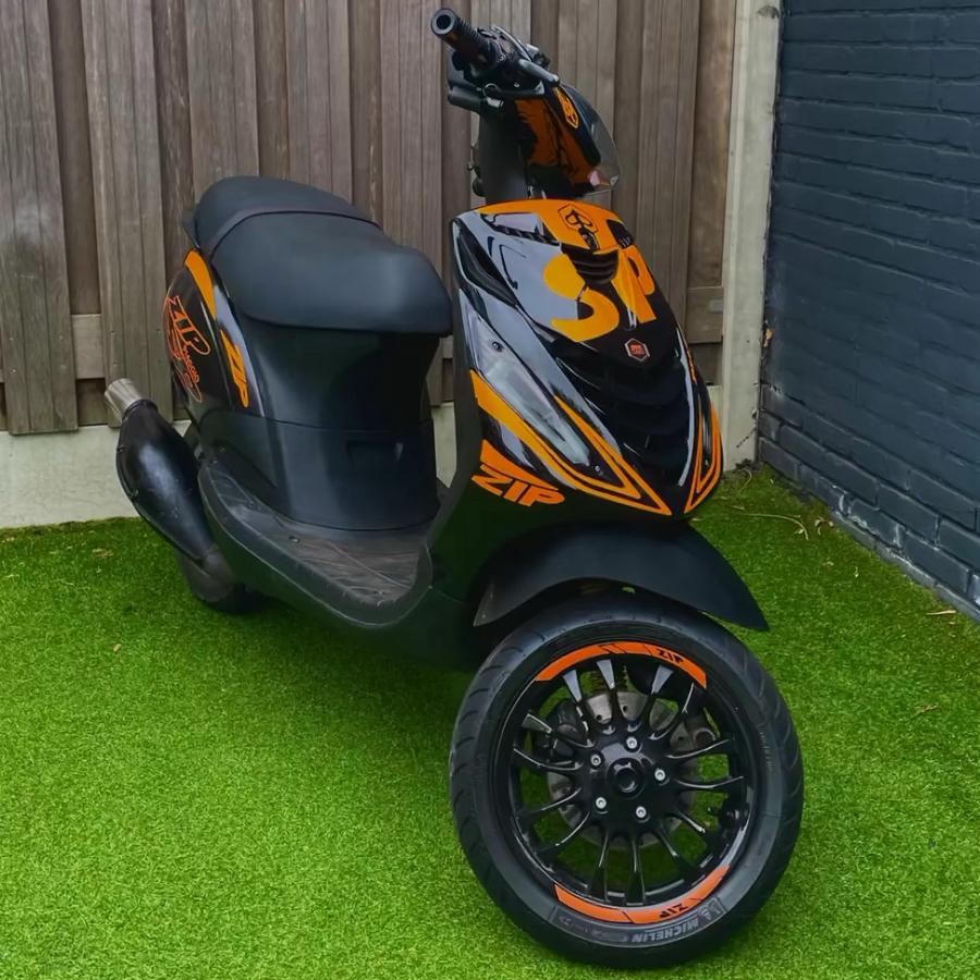 Piaggio zip 2t 50cc (in onderdelen), Fietsen en Brommers, Brommeronderdelen | Scooters, Zo goed als nieuw, Piaggio, Overige typen
