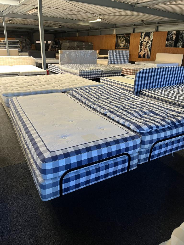 Hästens adjustable 210x210 elektrisch verstelbaar, Ophalen, Tweepersoons, Zo goed als nieuw, 180 cm