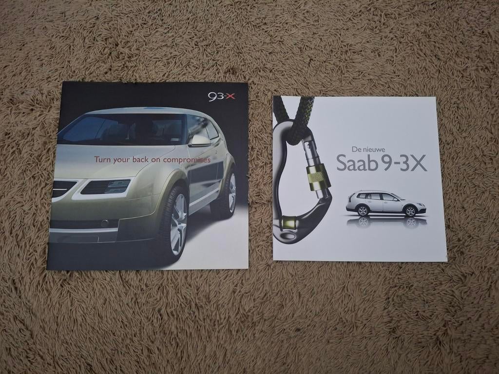 2x autofolder Saab 93 X, Verzenden, Zo goed als nieuw, Overige merken