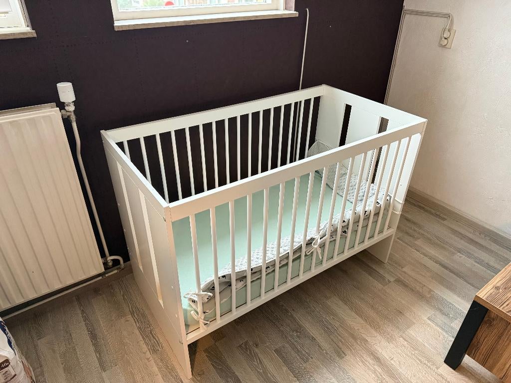 Mooi Wit Kinderbed (60x120), Ophalen, Wit, Steigerhout, 190 cm of minder