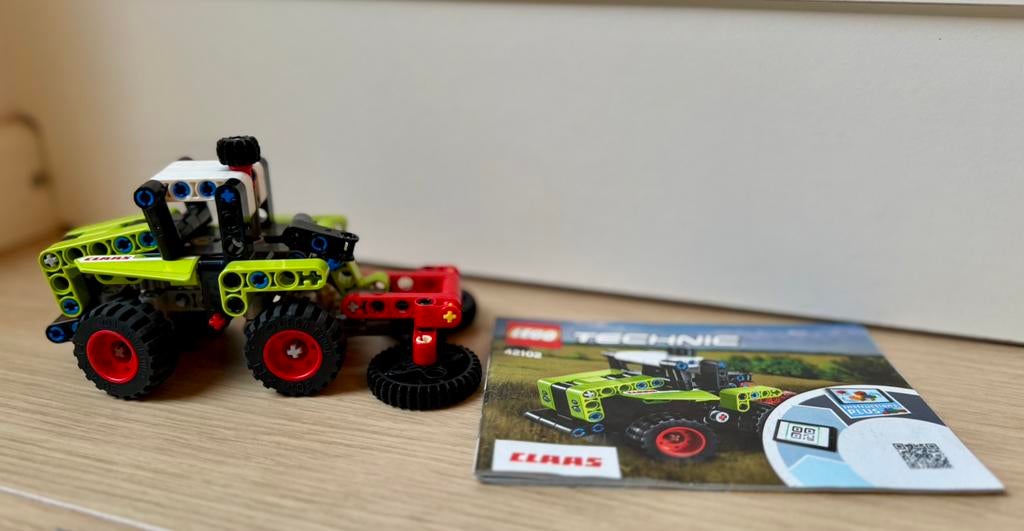 Lego technic 42102 - mini claas xerion, Ophalen, Zo goed als nieuw